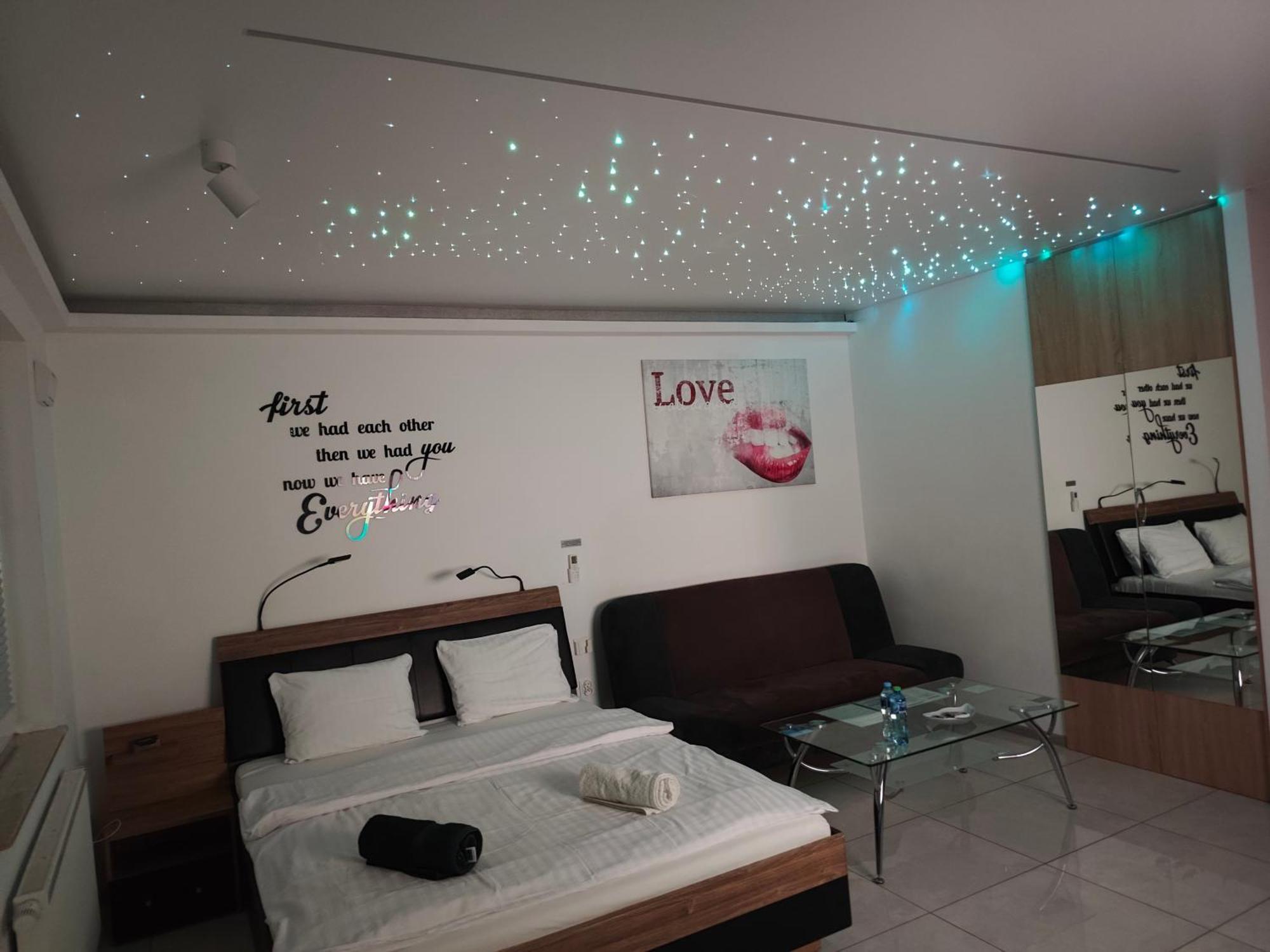 Good Day Apartments- Private Parking New Town 什切青 客房 照片